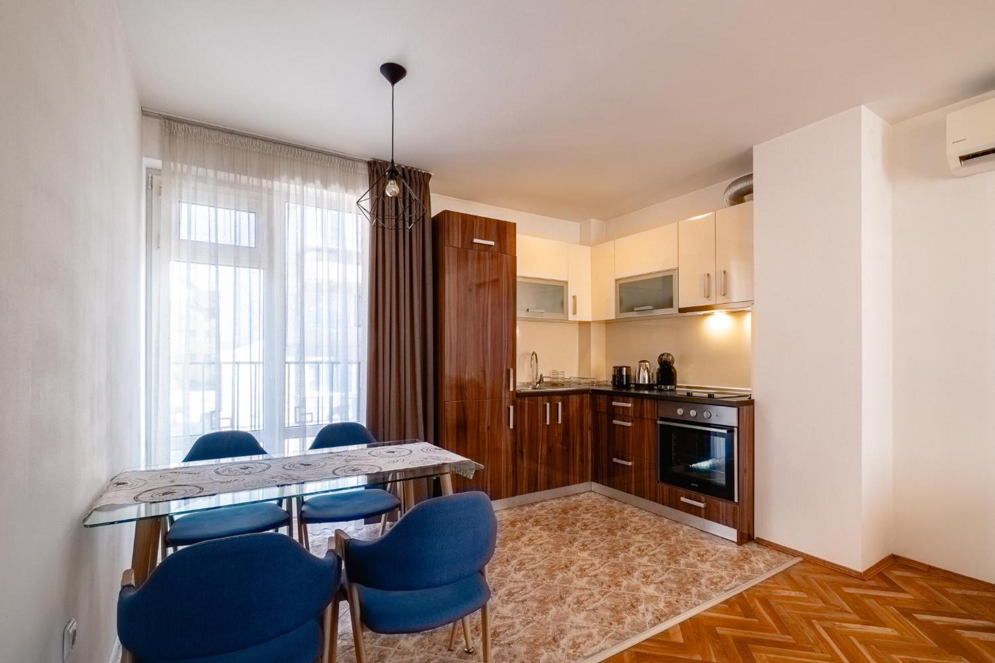 Seaside Serenity Charming Apartment By Sea Garden Varna Exteriér fotografie
