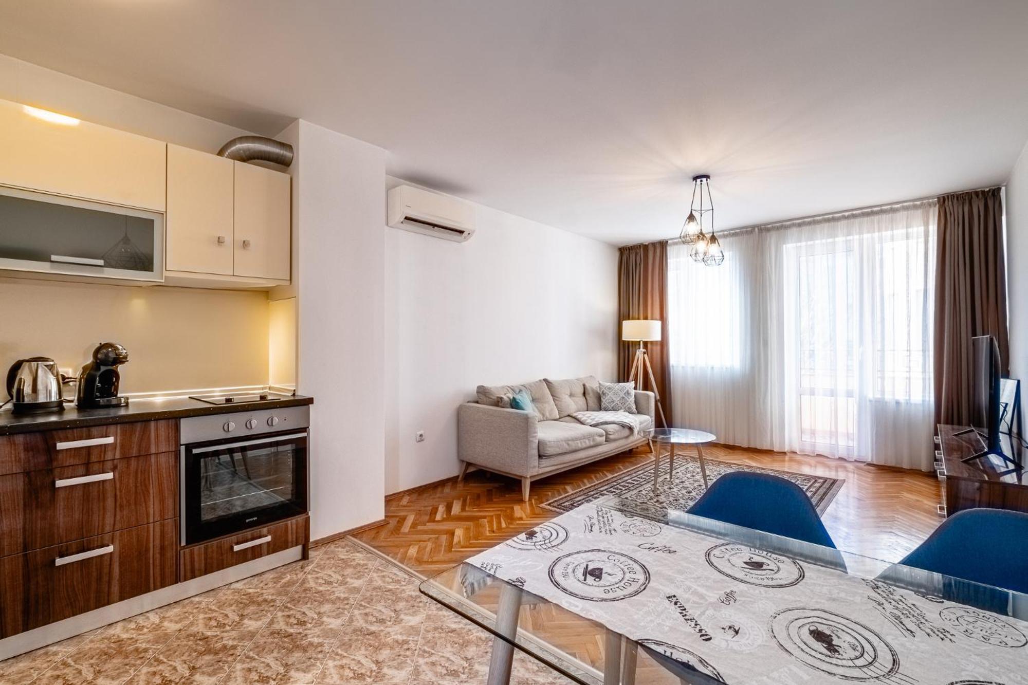 Seaside Serenity Charming Apartment By Sea Garden Varna Exteriér fotografie